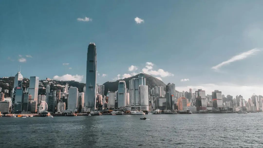 香港身份續(xù)簽重大調(diào)整，請領(lǐng)取最新攻略！