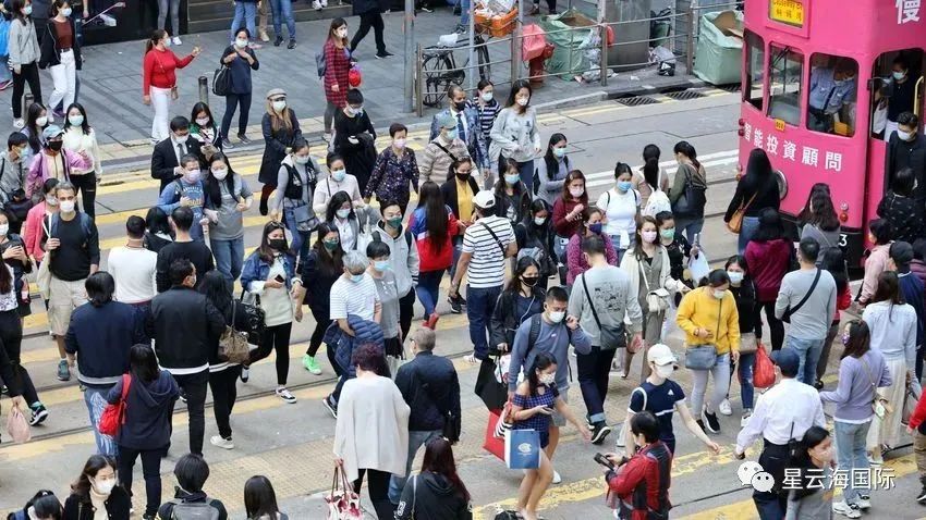 防疫松綁、政府再派錢，香港又傳好消息